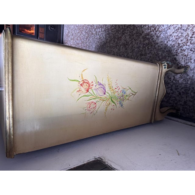 Baroque Venetian Painted Cabinet For Sale - Image 5 of 15