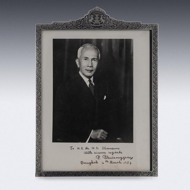 Silver & Niello Photo Frame, Bangkok, 1957 For Sale - Image 3 of 16