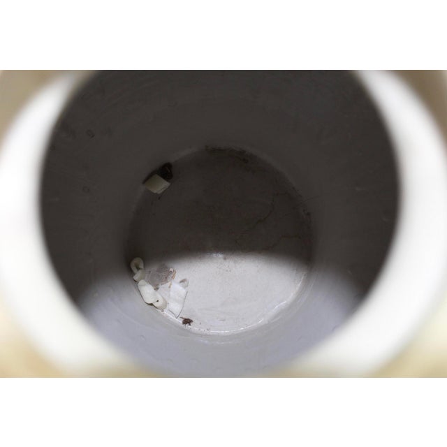 White Beautiful Mid-Century Ceramic Vase For Sale - Image 8 of 8