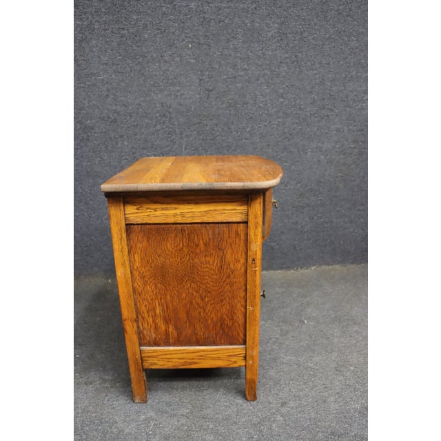 Brown Victorian Quarter Sawn Oak Commode With Drawer and Cabinet For Sale - Image 8 of 8
