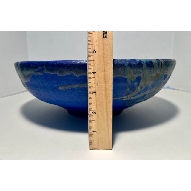 Blue Mid-Century Modern Studio Art Pottery Cobalt Blue Ultramarine Ceramic Bowl 13"d For Sale - Image 8 of 8