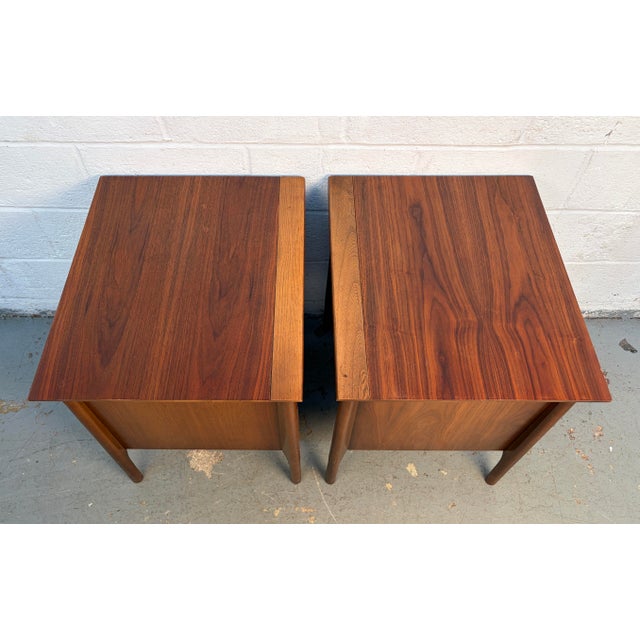 Pair of Mid 20th Century Curved Front Nightstands For Sale In New York - Image 6 of 13