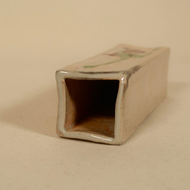 20thC Handmade Sculptural Rectangular Ceramic Bud Vase With Abstract Floral Glaze, Mid Century Modern Organic Form For Sale - Image 14 of 15