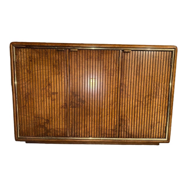 Authentic Vintage 1960s Mid-Century Modern / Hollywood Regency Style Buffet-Server/Credenza, by American of Martinsville For Sale