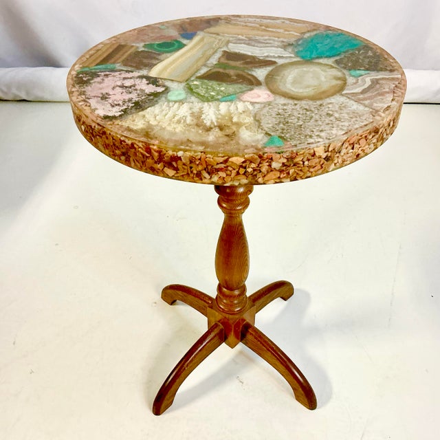 1950s Vintage Folk Art Boho Chic Lucite Encased Semi-Precious Stones Drinks Table With Butterfly Design For Sale - Image 12 of 17
