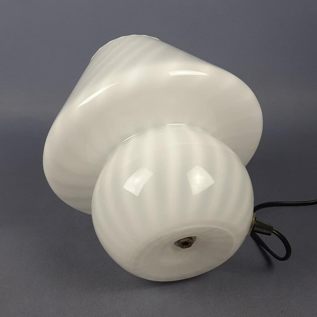 Glass Modern Mushroom Table Lamp in Spiral Murano Glass, 1970s For Sale - Image 7 of 12