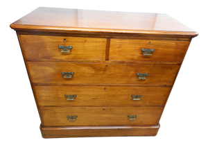 Victorian Chest of Drawers in Mahogany