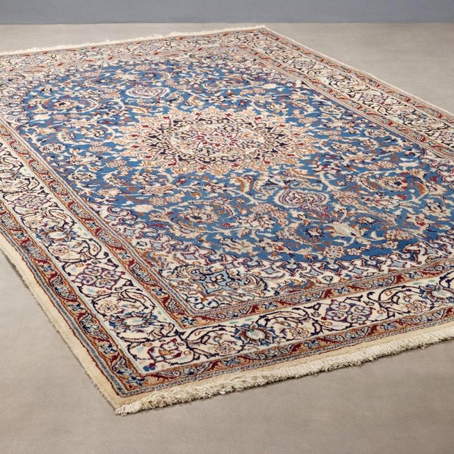 Brown Middle Eastern Main Rug in Wool For Sale - Image 8 of 8