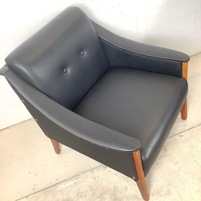 Mid-Century Modern Pair Gio Ponti Style Modernist Armchairs For Sale - Image 3 of 18