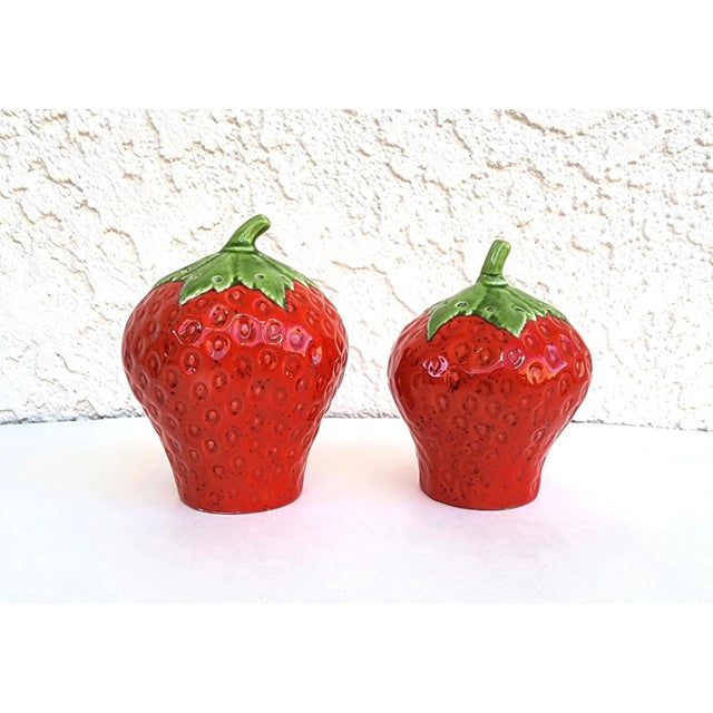 Vintage Ceramic Strawberry Salt & Pepper Shakers -2 Pieces For Sale - Image 4 of 8