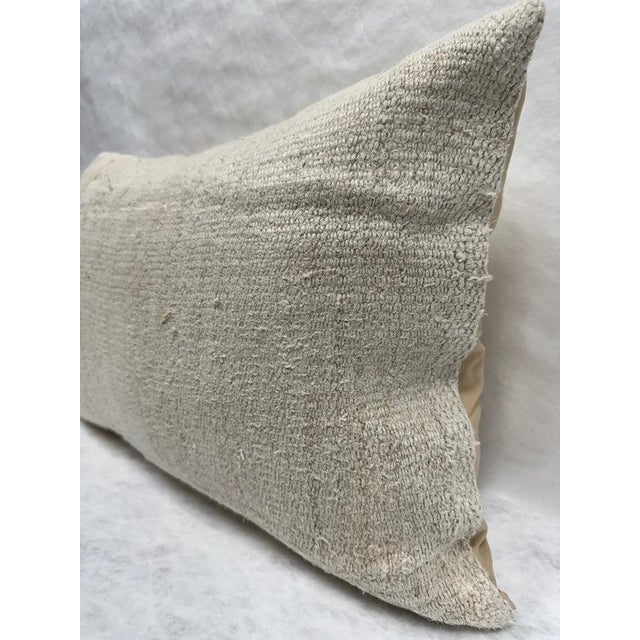 Contemporary Turkish Hemp Pillow Cushion Natural Cream Brown Pillow Cushion Cover 16" x 24" For Sale - Image 3 of 4