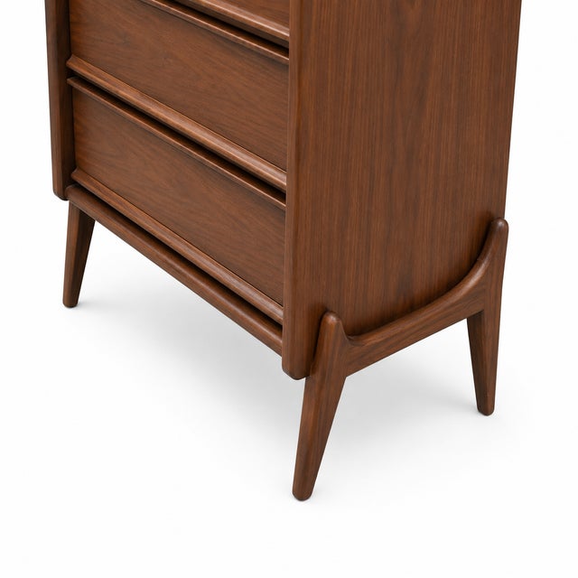 Brown Mid Century Modern Walnut Nightstands. - Pair For Sale - Image 8 of 10