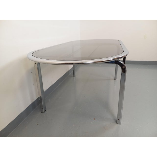Vintage Oval Dining Table in Smoked Glass and Chrome Metal, 1970s For Sale - Image 16 of 18