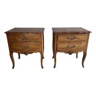 Pair of Ethan Allen French Country Nightstands For Sale