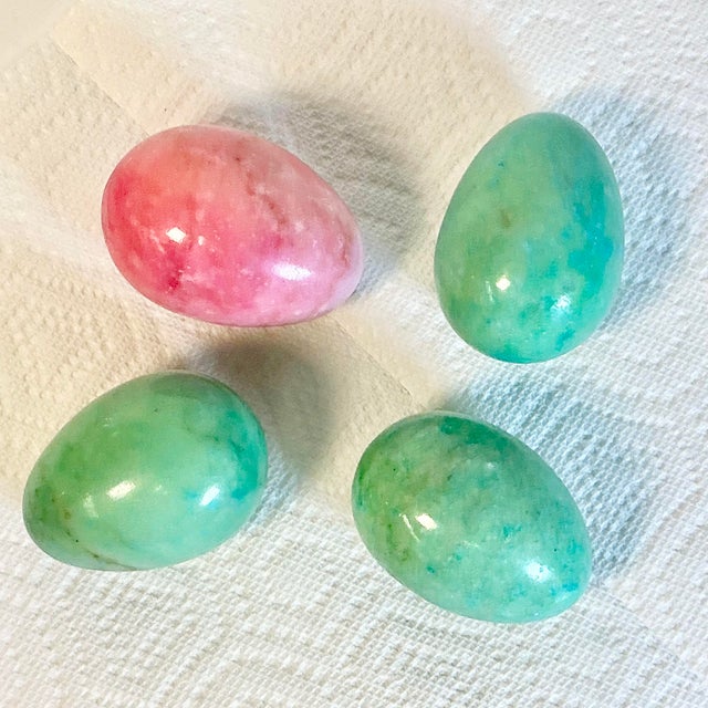 These lovely Italian marble eggs are a gorgeous mint green and cotton candy pink. The colors are stunning and a delight to...