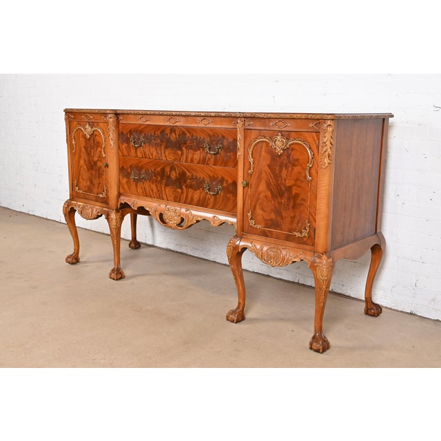 English Romweber Chippendale Flame Mahogany Carved Sideboard Buffet, Circa 1920s For Sale - Image 3 of 12