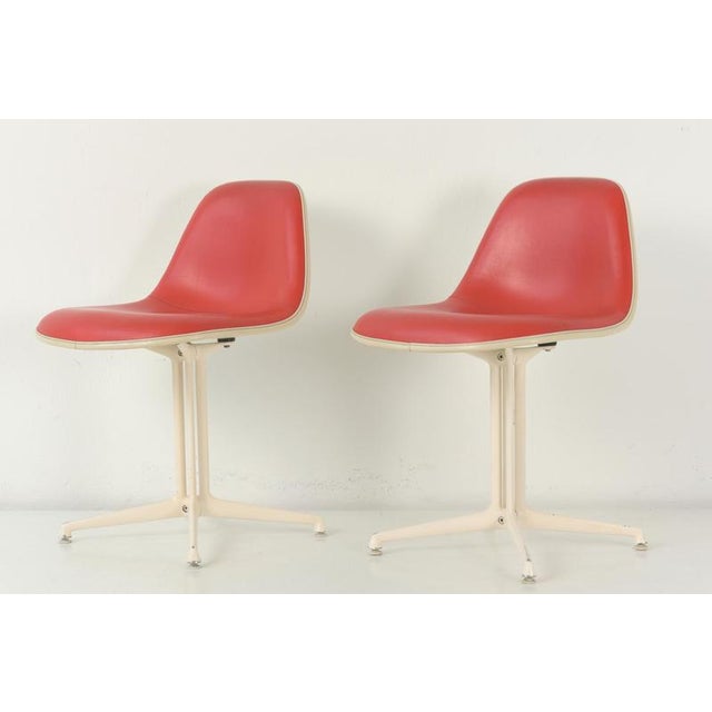 One Chair by Charles & Ray Eames, 1965 For Sale - Image 11 of 11