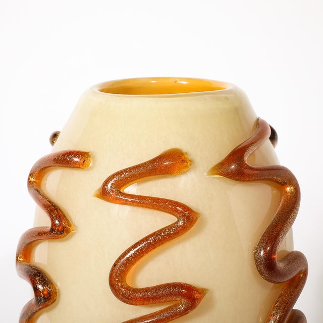 Beige Mid-Century Hand-Blown Murano Glass Uplight in Vellum Hue W/ Sandstone Trailing For Sale - Image 8 of 18