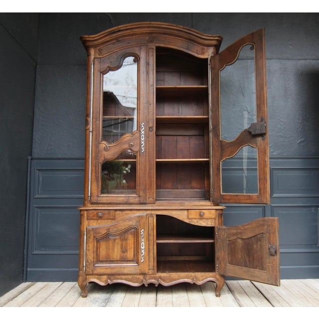 Early 19th Century French Provincial Walnut Buffet For Sale - Image 10 of 18