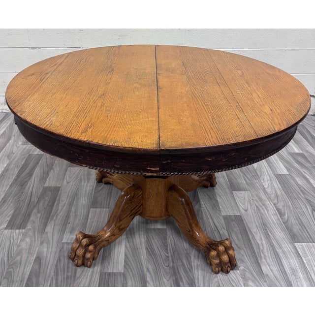 Late 19th Century Antique Victorian 48 Inch Round Tiger Oak Claw Foot Pedestal Dining Table For Sale - Image 5 of 15