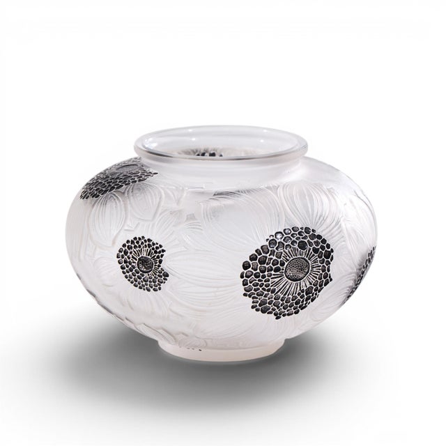 René Lalique 1923 Signed Dahlias Vase For Sale In Chicago - Image 6 of 8