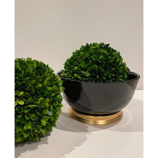Art Deco 2000s Scallop Edge Chinoiserie Black Bowl For Sale - Image 3 of 4