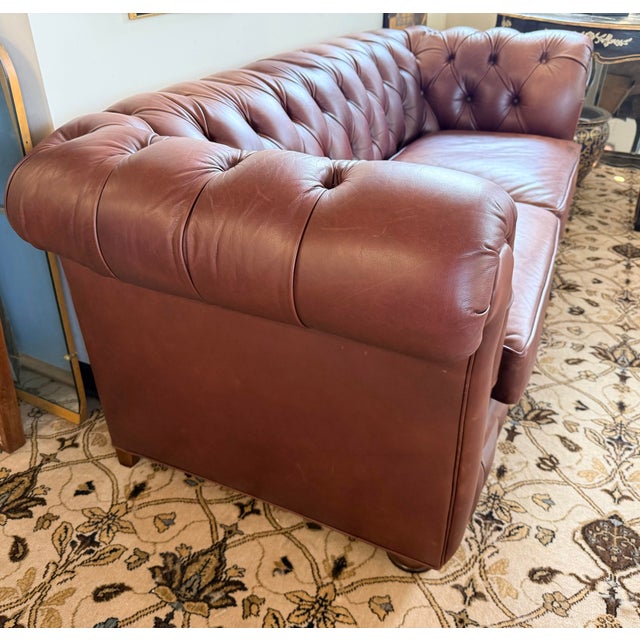 Traditional Leathercraft Burgundy Tufted Leather Chesterfield Sofa Loveseat For Sale - Image 3 of 9