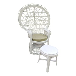 Set of Mid-Century White Rattan & Wicker Peacock Chair and Ottoman, 1970s For Sale