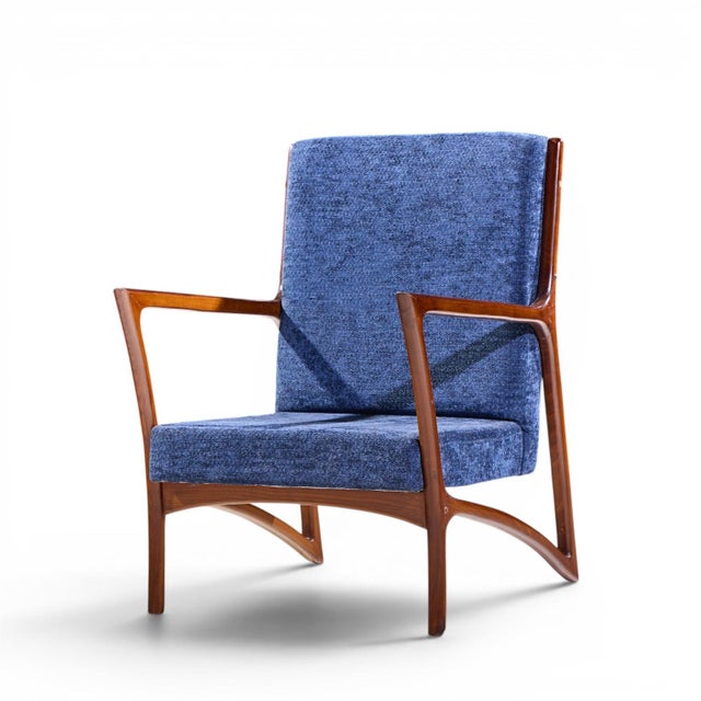 Ico Parisi Style Mid Century Italian Sculpted Mahogany Lounge Chairs - Pair For Sale In Chicago - Image 6 of 12