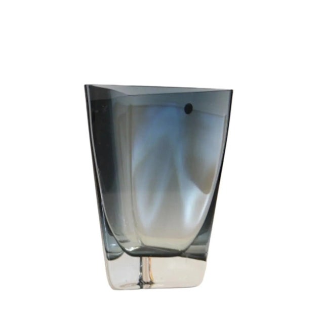 Triangular Polish glass vase in unique geometric shape adds a modern touch to any room Condition: Very Good, no chips or...