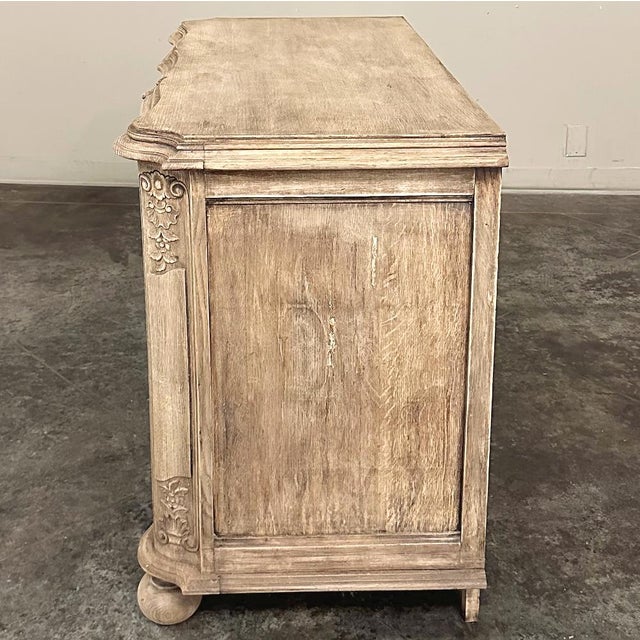 Antique French Louis XIV Commode ~ Chest of Drawers in Stripped Oak For Sale - Image 12 of 14