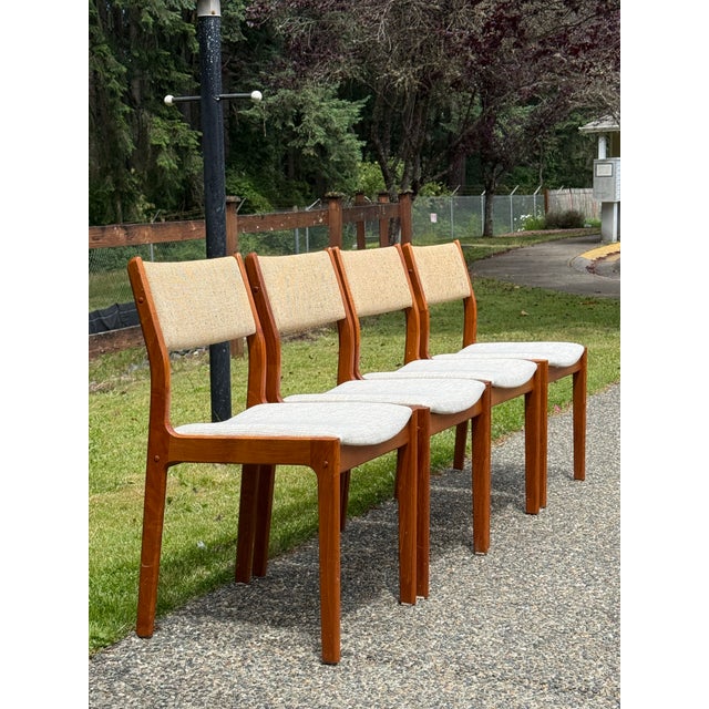 Set of Four (4) Danish Mid-Century Modern Dining Chairs in Solid Teak by D-SCAN, c. 1980's 33H 19.5W 18,5D seat height 18...