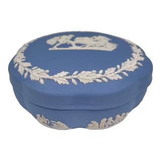 Vintage Wedgwood Blue Jasperware Trinket Box, Ulysses Chariot Scene For Sale