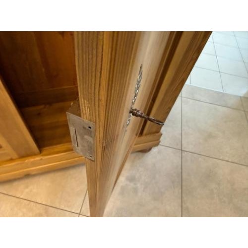 Farmhouse Cabinet in Spruce Wood For Sale - Image 15 of 17