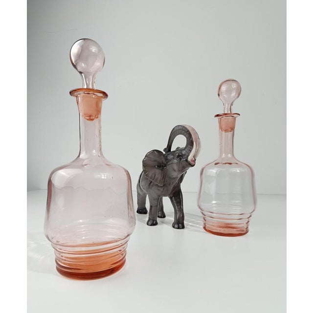 Italian Peach Pink Decanters / Bottles in Handblown Glass, 1930s, Set of 2 For Sale - Image 9 of 18