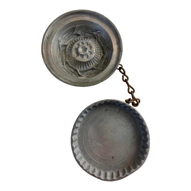 Antique 1910s Floral Tart Ice Cream Mold For Sale