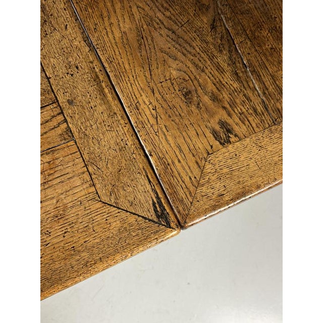 English Extendable Table, 1700 For Sale - Image 5 of 18