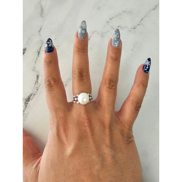 ♥ Product Summary ♥ Main Stone: Freshwater Pearl & Diamond Approx. Diamond Carat Weight: .19cttw Pearl Size: 11mm Diamond...