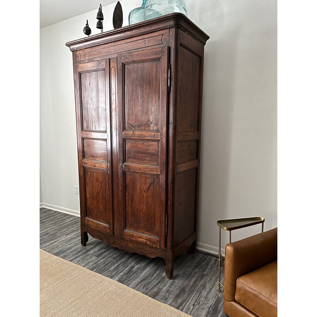 19th Century French Armoire For Sale In Chicago - Image 6 of 9