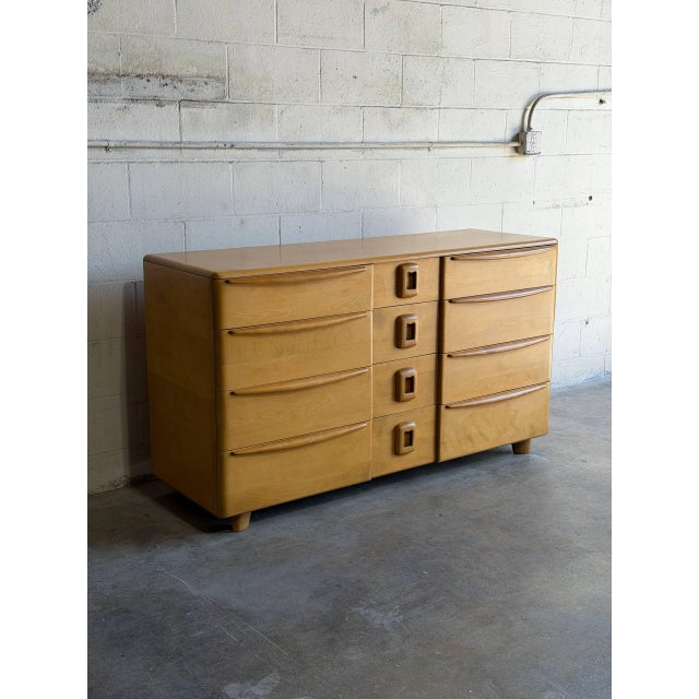 Mid-Century Modern Heywood Wakefield Maple Dresser Wooden Lowboy Chest of Drawers Mid-Century Modern 1950s For Sale - Image 3 of 12