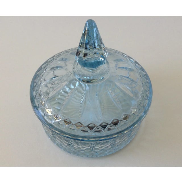 Vintage C.1960's Soft Baby Blue Glass Lidded Keepsake With Pointed Finial Top For Sale - Image 4 of 8