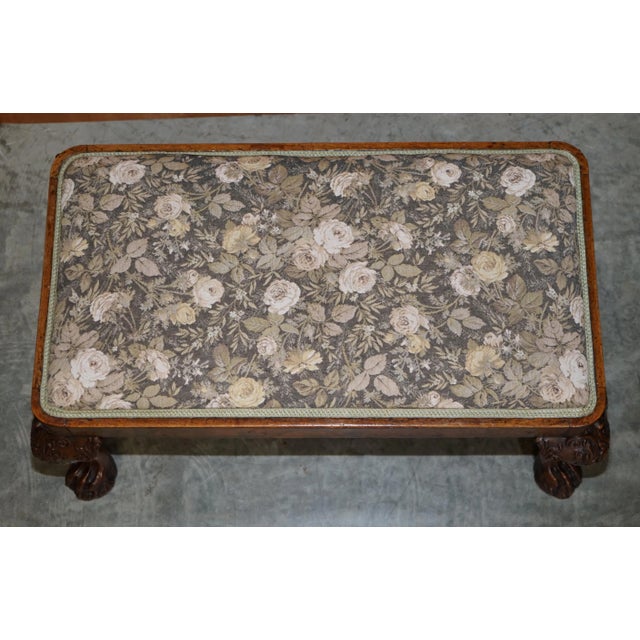 George I Burr Walnut Long Stool, 1720s For Sale - Image 3 of 18
