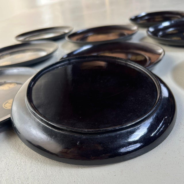 Lacquer Serving Plates with Gold Floral Kamon, 1900s, Set of 9 For Sale - Image 13 of 14