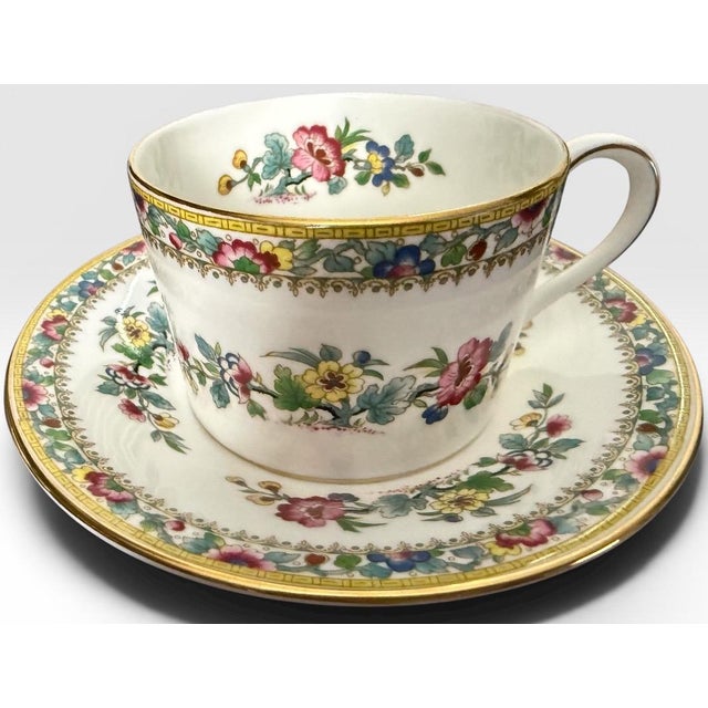 Chinoiserie Vintage Coalport Ming Rose Bone China Dinnerware Set - 93 Pieces For Sale - Image 3 of 18