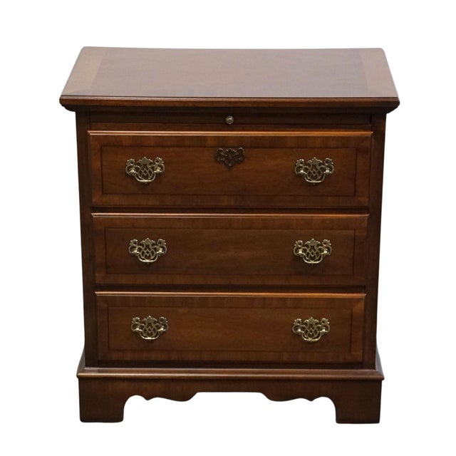 Traditional Late 20th Century Stanley Furniture Stoneleigh Collection Solid Mahogany Traditional 26" Three Drawer Nightstand For Sale - Image 3 of 15