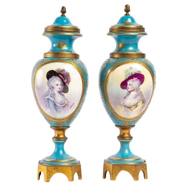 Small Vases in Sevres Porcelain, Set of 2 For Sale