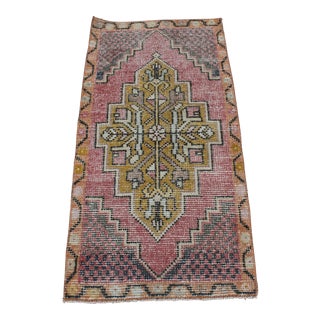 Vintage Turkish Kilim Rug - 19.5"x42" For Sale