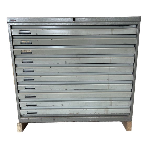 Vintage Chest of Drawers in Iron, 1970 For Sale