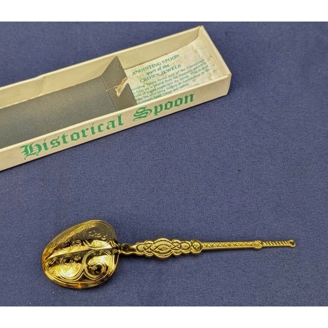 1970s Collectible Anointing Spoon Archbishop Bishop Crown Jewel Replica by Westair Box For Sale - Image 4 of 4