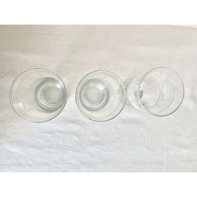 Late 20th Century Vintage Pfaltzgraff Sierra Glassware 16oz Iced Tea/Water Tumbler White Embossed Leaf Set of 3 For Sale - Image 5 of 10